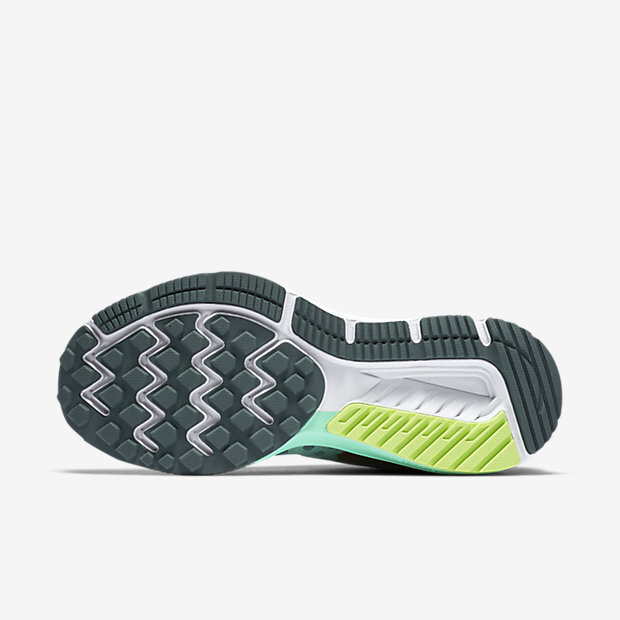 کفش دویدن و پیاده‌روی زنانه نایک