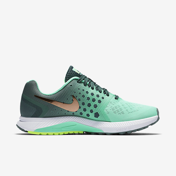 کفش دویدن و پیاده‌روی زنانه نایک