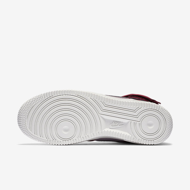 کفش دویدن و پیاده‌روی زنانه نایک