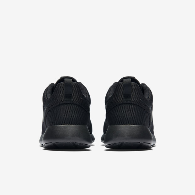 کفش دویدن و پیاده‌روی زنانه نایک