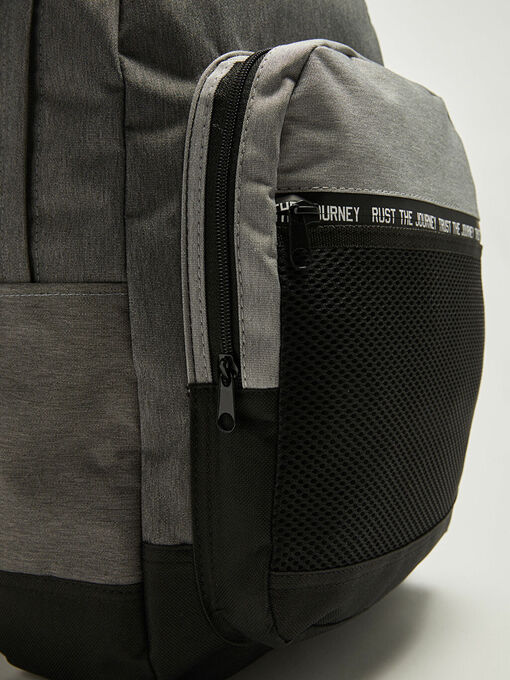 کوله پشتی مردانه ال سی وایکیکی