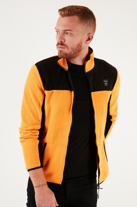 کاپشن مردانه جک اند جونز