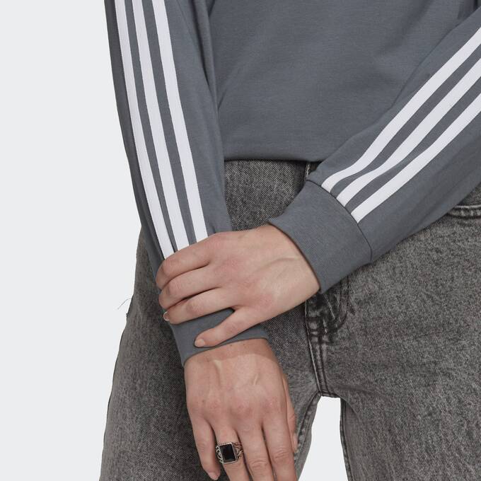 تی شرت ورزشی زنانه ادیداس