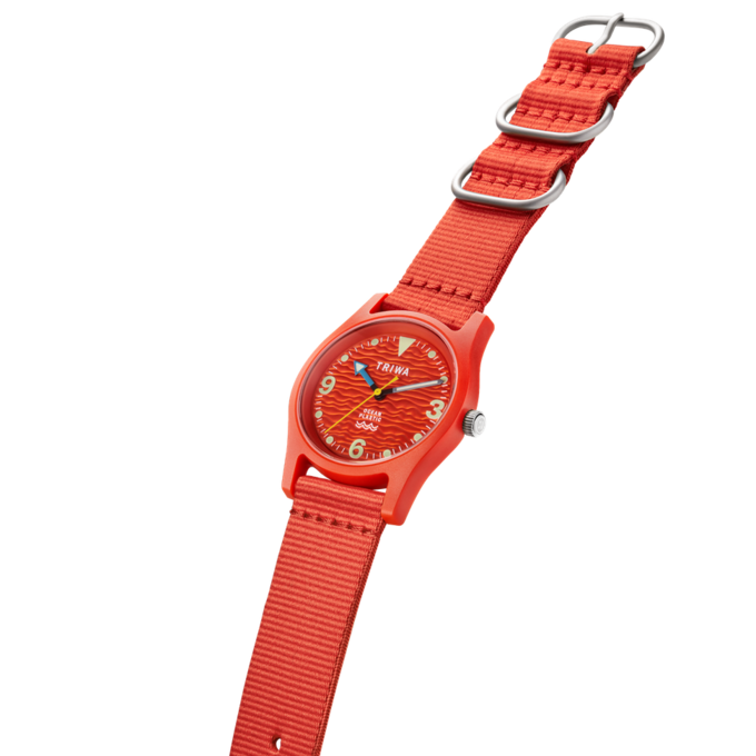 ساعت مچی آنالوگ مشترک تریوا