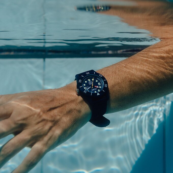 ساعت مچی آنالوگ مشترک تریوا