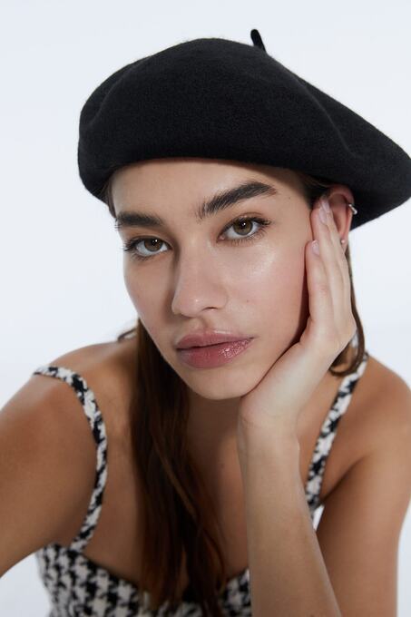 کلاه زنانه استرادیواریوس