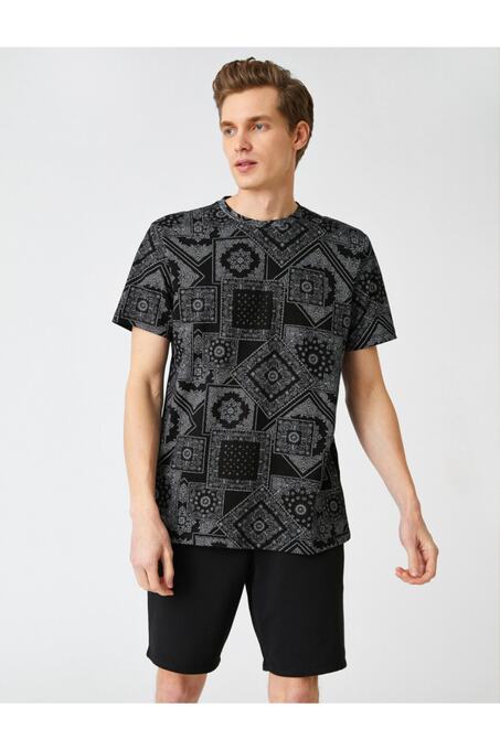 تی شرت آستین کوتاه مردانه کوتون