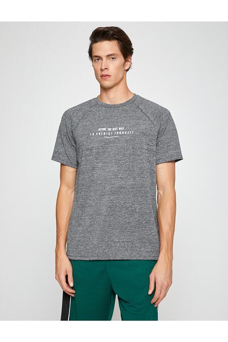 تی شرت آستین کوتاه مردانه کوتون