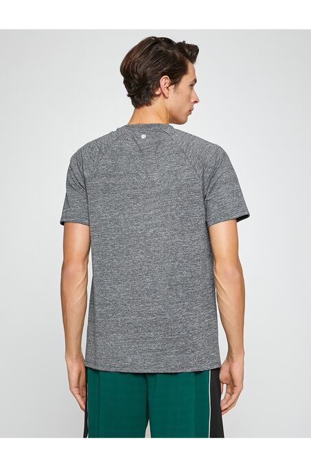 تی شرت آستین کوتاه مردانه کوتون