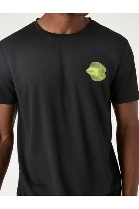 تی شرت آستین کوتاه مردانه کوتون