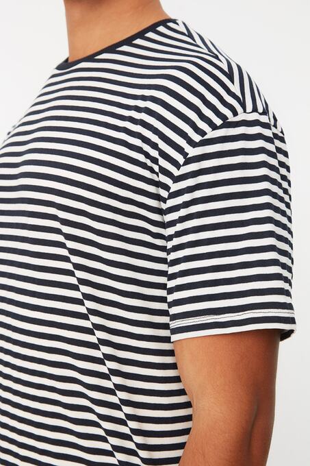 تی شرت آستین کوتاه مردانه ترندیول مَن