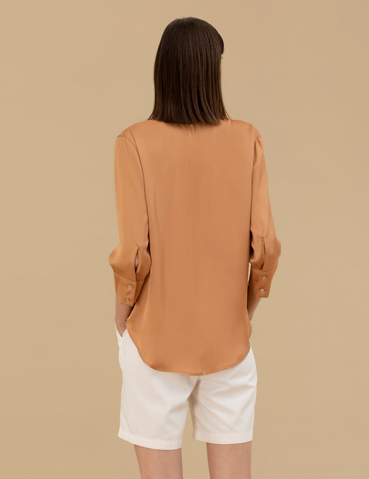 شومیز قهوه ای شومیز زنانه پیر کاردین