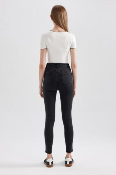 شلوار جین زنانه دیفکتو