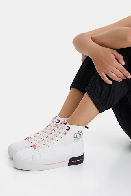 کتانی (اسنیکرز) زنانه برشکا