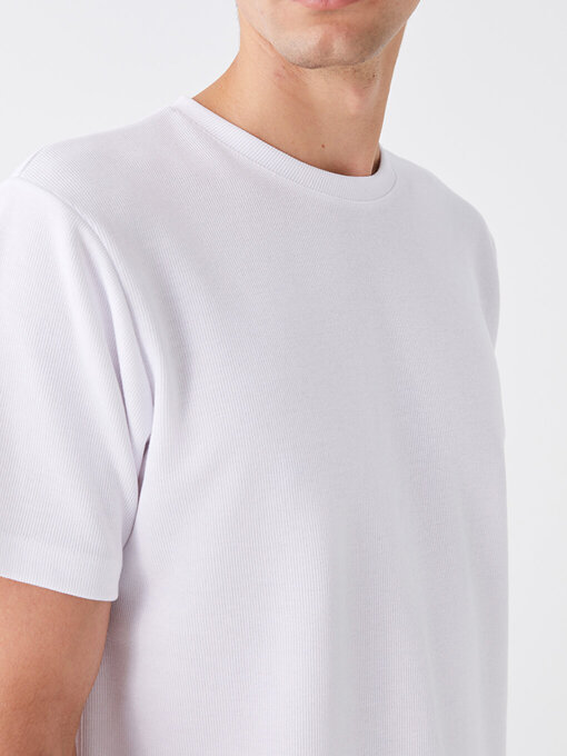 تی شرت آستین کوتاه سفید تی شرت آستین کوتاه مردانه ال سی وایکیکی