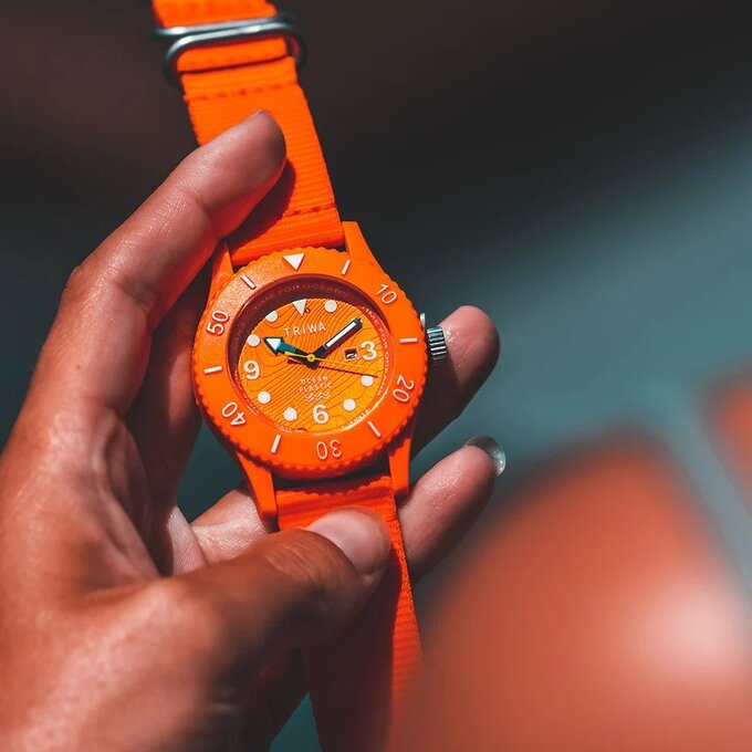 ساعت مچی آنالوگ مشترک تریوا