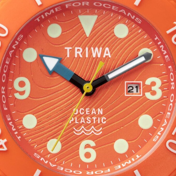 ساعت مچی آنالوگ مشترک تریوا