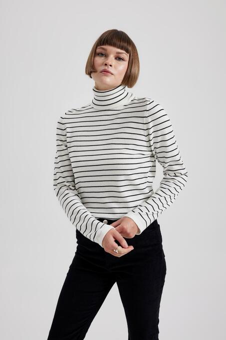 پلیور زنانه دیفکتو