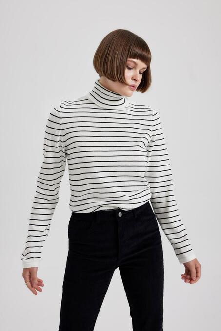 پلیور زنانه دیفکتو