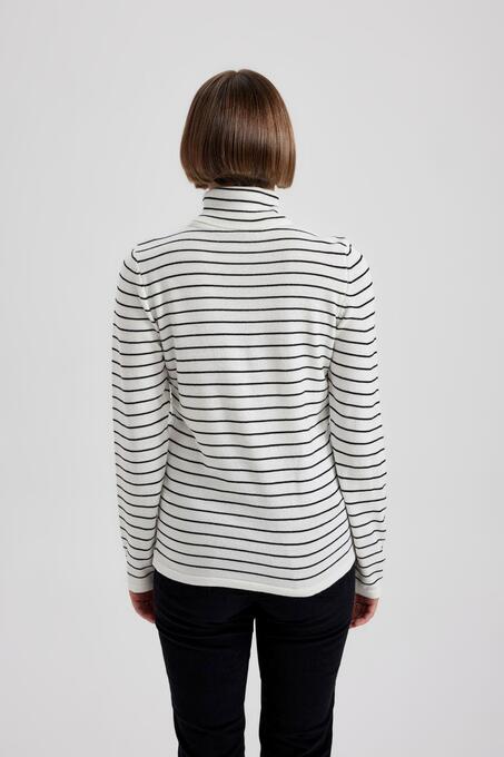 پلیور زنانه دیفکتو