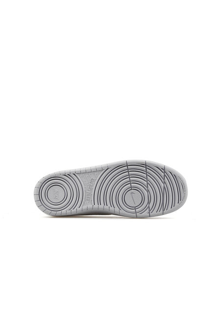 کتانی (اسنیکرز) زنانه نایک