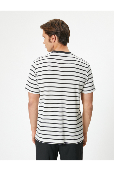 تی شرت آستین کوتاه مردانه کوتون