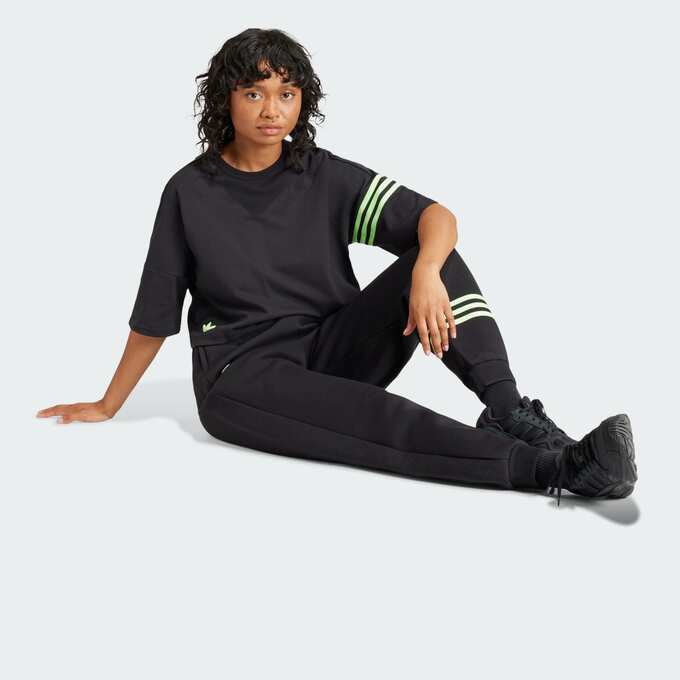 تی شرت ورزشی زنانه ادیداس