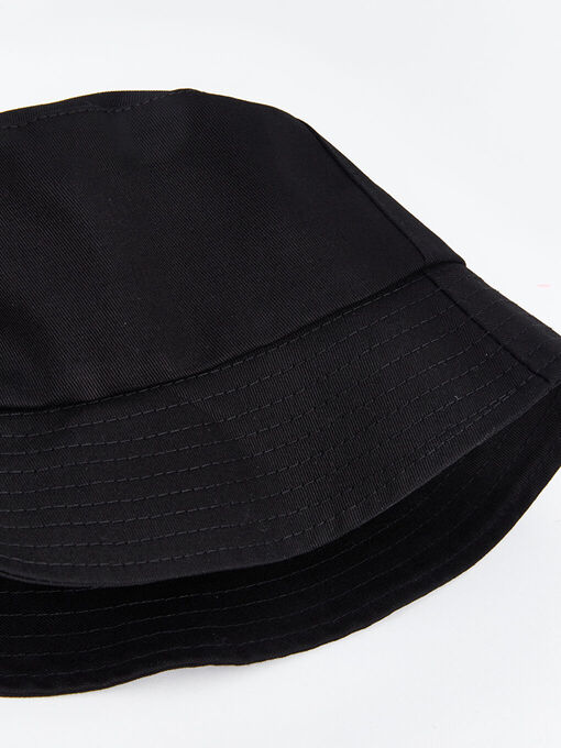 کلاه زنانه ال سی وایکیکی