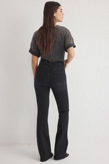 شلوار جین زنانه  میلا