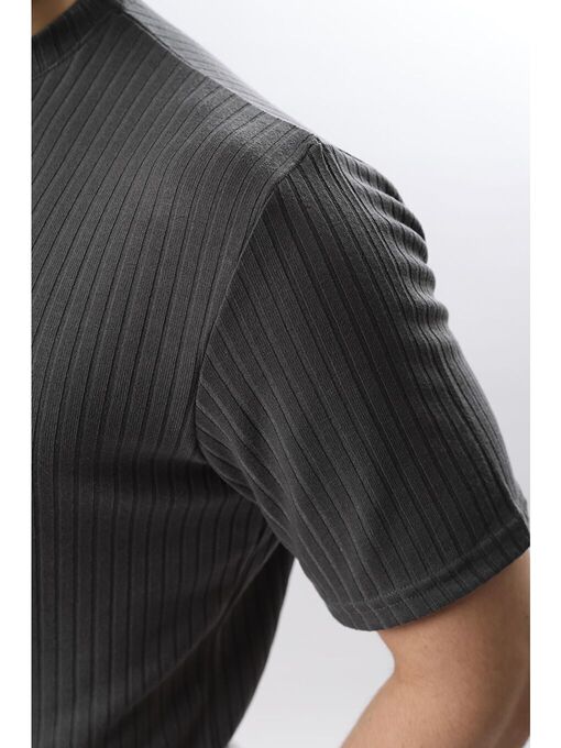 تی شرت آستین کوتاه طوسی تی شرت آستین کوتاه مردانه ال سی وایکیکی