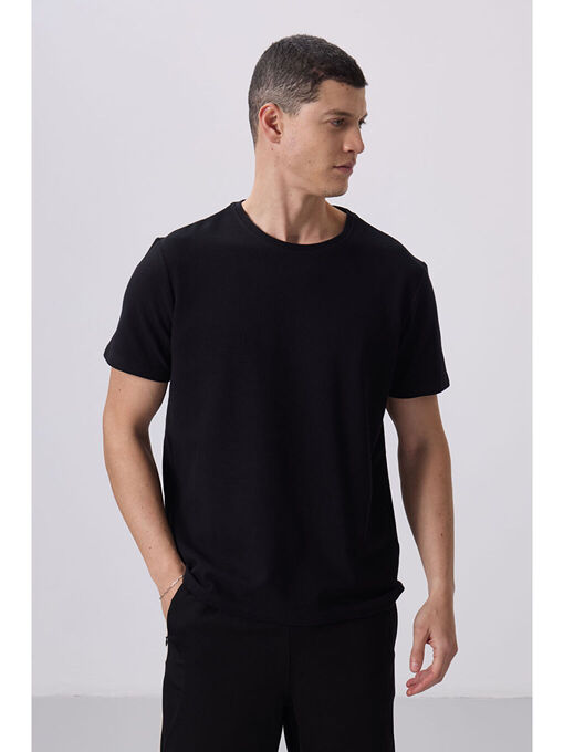 تی شرت آستین کوتاه سیاه تی شرت آستین کوتاه مردانه ال سی وایکیکی