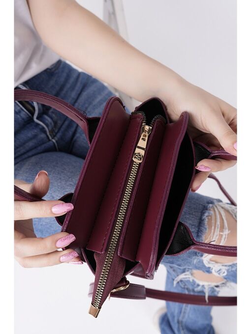 کراس بادی زنانه ال سی وایکیکی