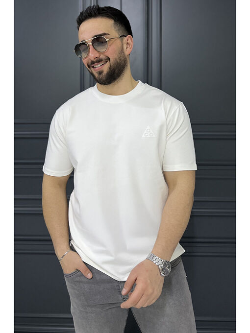 تی شرت آستین کوتاه سفید تی شرت آستین کوتاه مردانه ال سی وایکیکی