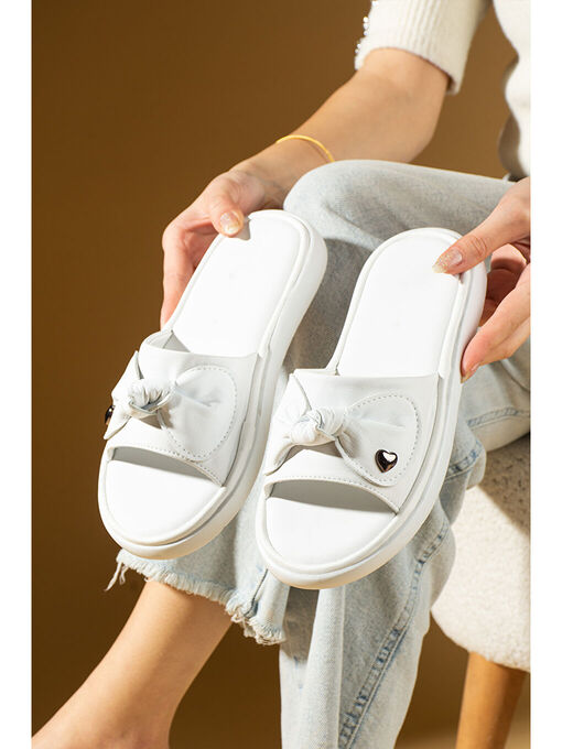 صندل و دمپایی زنانه ال سی وایکیکی