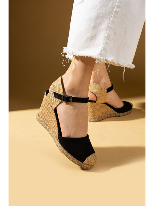 صندل و دمپایی زنانه ال سی وایکیکی