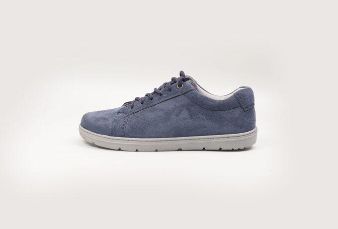 کتانی (اسنیکرز) زنانه لیبرتو