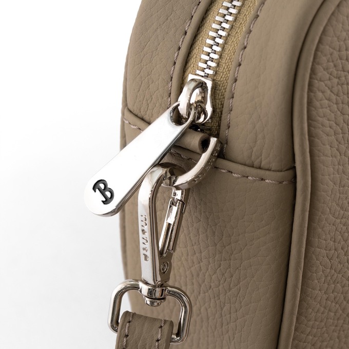 کیف رودوشی زنانه منط