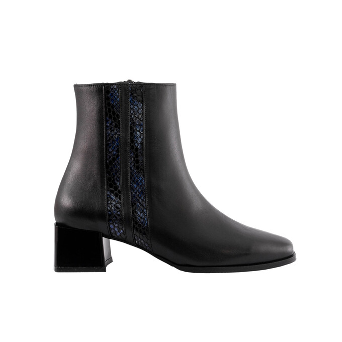 بوت زنانه منط