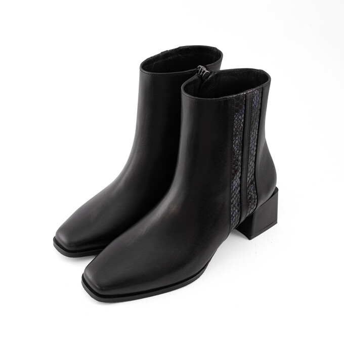 بوت زنانه منط