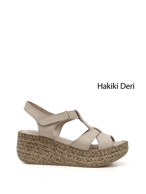 صندل و دمپایی زنانه ال سی وایکیکی