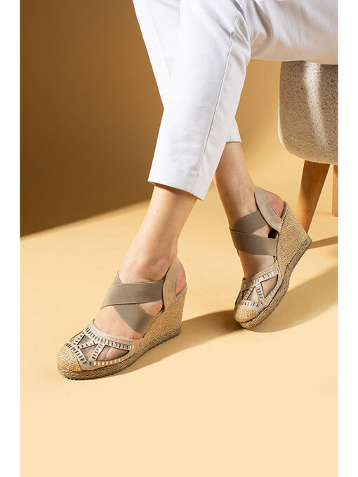 صندل و دمپایی زنانه ال سی وایکیکی