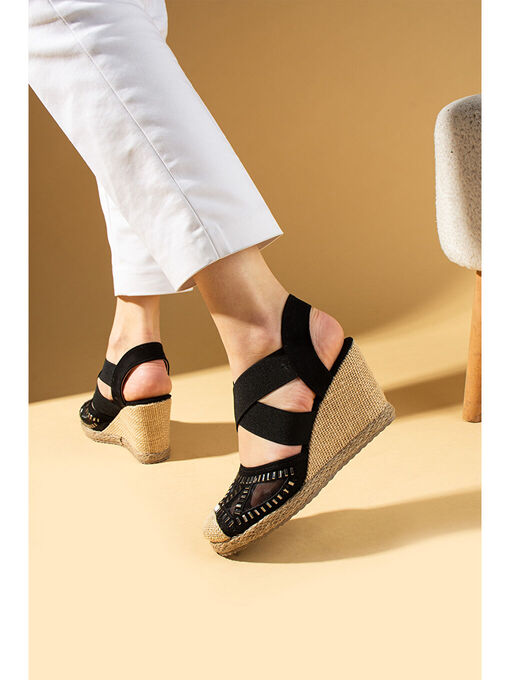 صندل و دمپایی زنانه ال سی وایکیکی