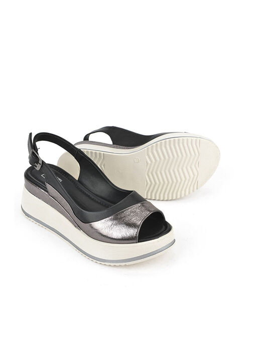 صندل و دمپایی زنانه ال سی وایکیکی