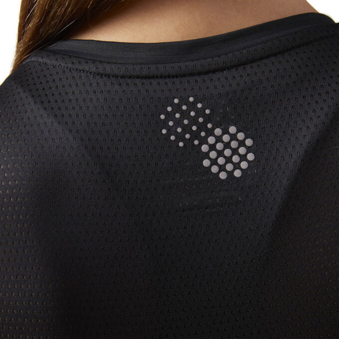 تی شرت آستین کوتاه زنانه ریبوک