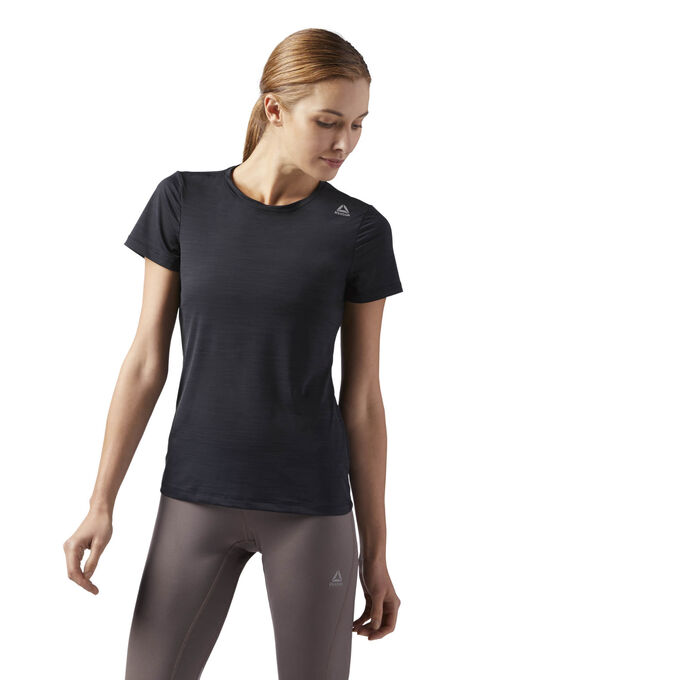 تی شرت آستین کوتاه زنانه ریبوک