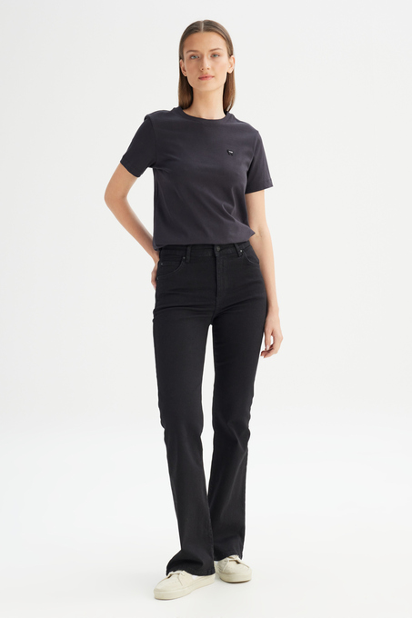 شلوار جین زنانه رانگلر