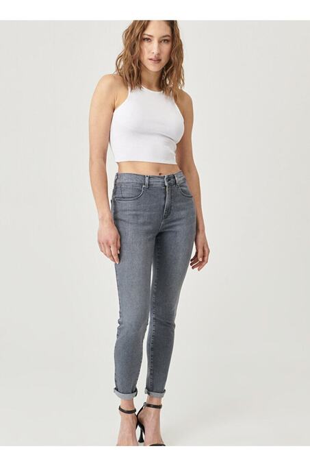 شلوار جین زنانه رانگلر