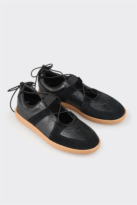 کتانی (اسنیکرز) زنانه اله