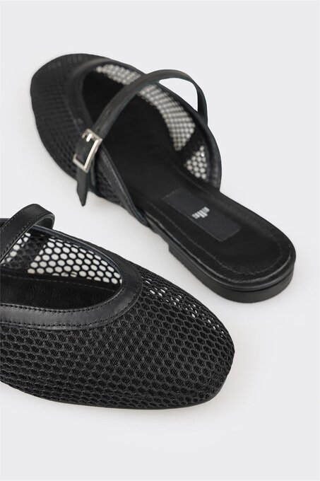 صندل و دمپایی زنانه اله