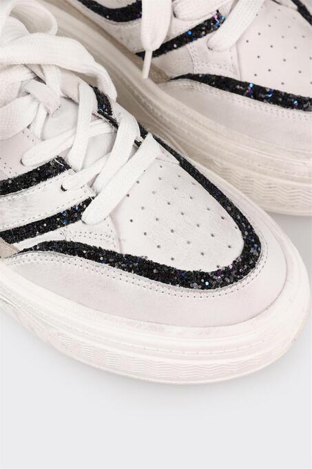 کتانی (اسنیکرز) زنانه اله